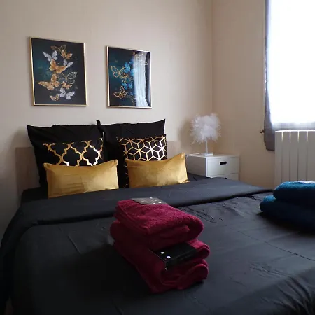Royale Dans Votre Maisonnette Independante Avec Terrasse Privee !