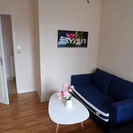 Lägenhet Royale Dans Votre Maisonnette Independante Avec Terrasse Privee !